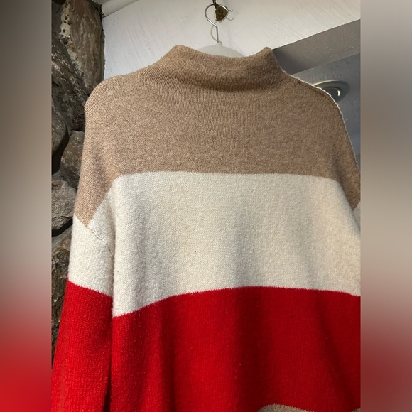 C&C California Wool Blend sweater. Size M. - Picture 6 of 11